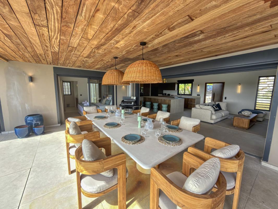 9.Location Villa piscine vue mer St François Guadeloupe_Terrasse